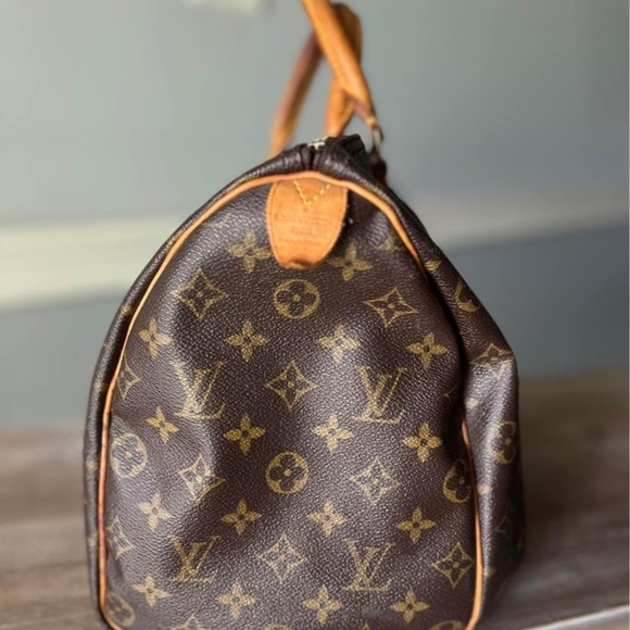 LV Speedy Bag - Picture 2 of 7